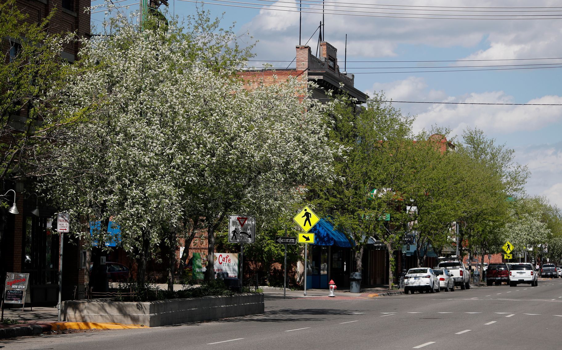 Montana Avenue looking east, 2018